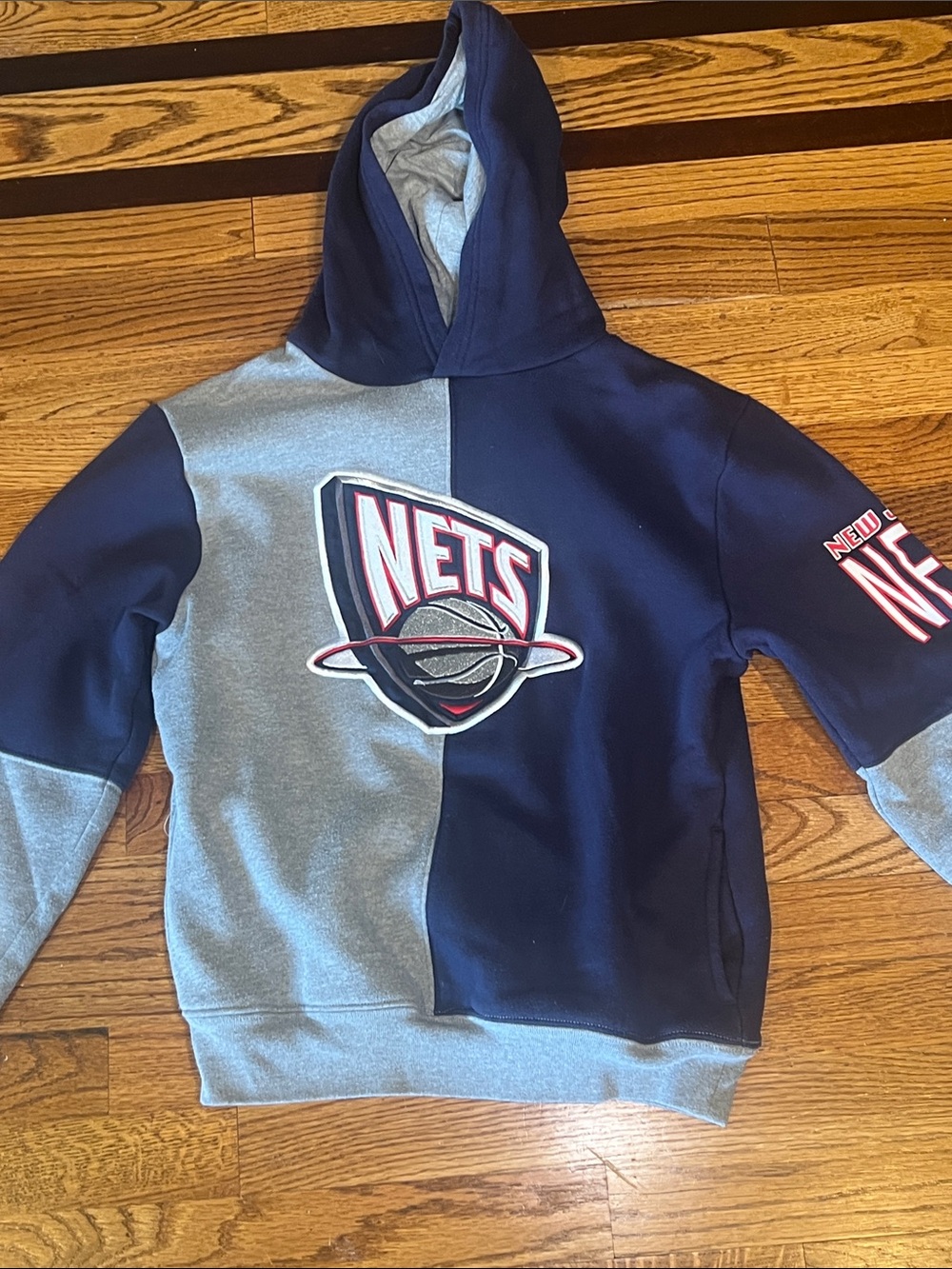 NBA New Jersey Nets Sweatshirt Vintage